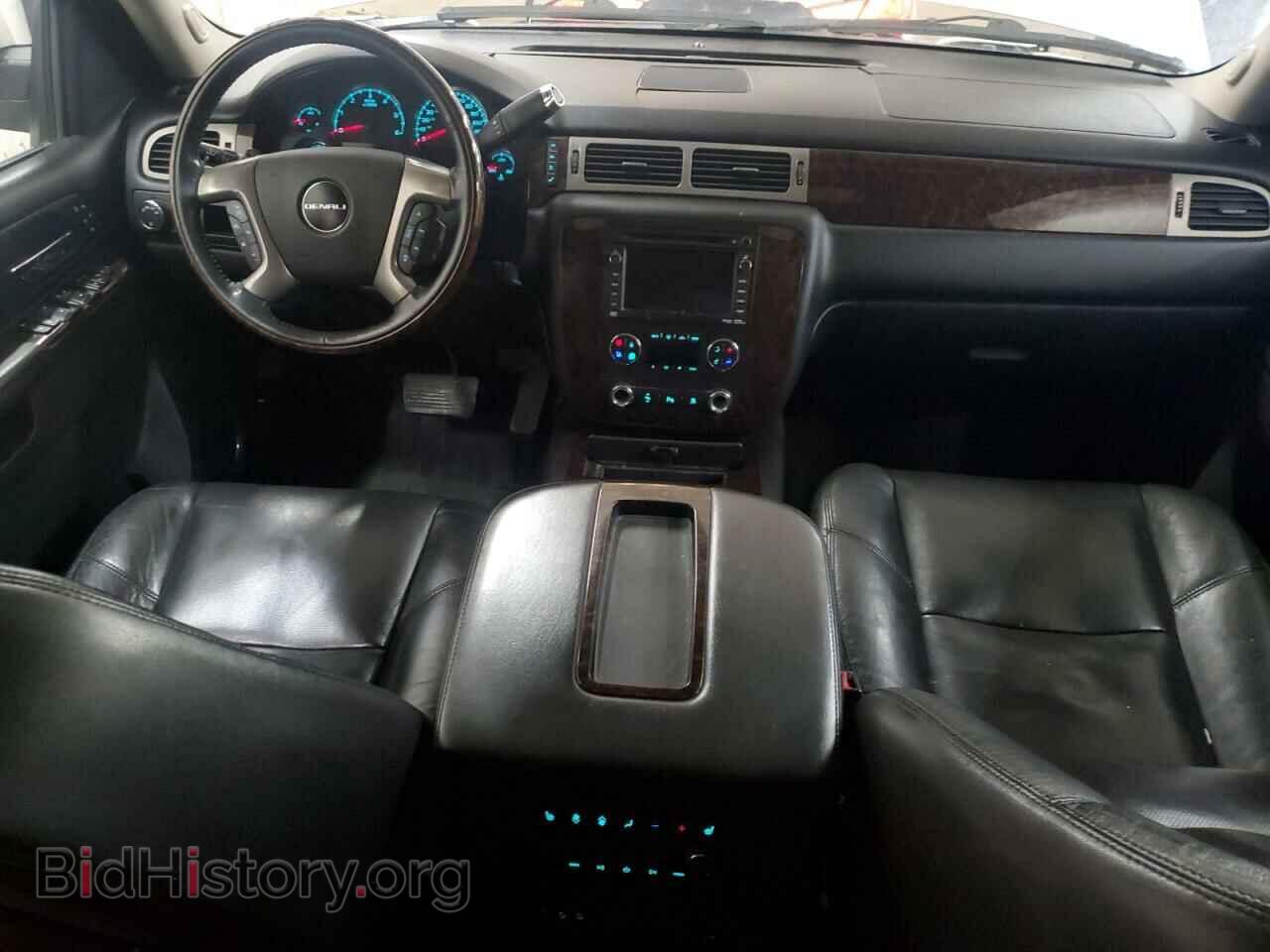 2011 GMC YUKON - VIN: 1GKS2EEF9BR367141 - Photo 8