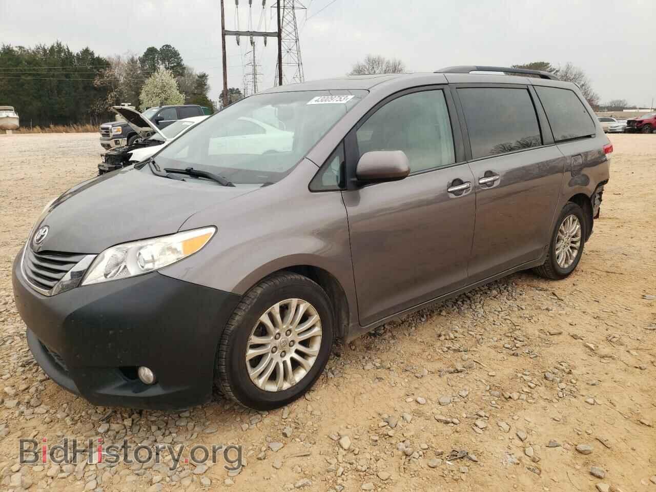 Photo 5TDYK3DC8DS299372 - TOYOTA SIENNA 2013