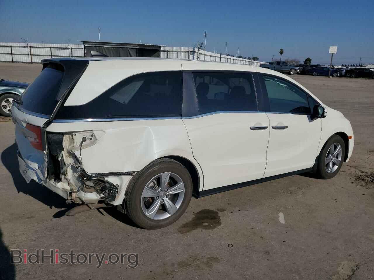2018 HONDA All Models - VIN: 5FNRL6H72JB043390 - Фото 3