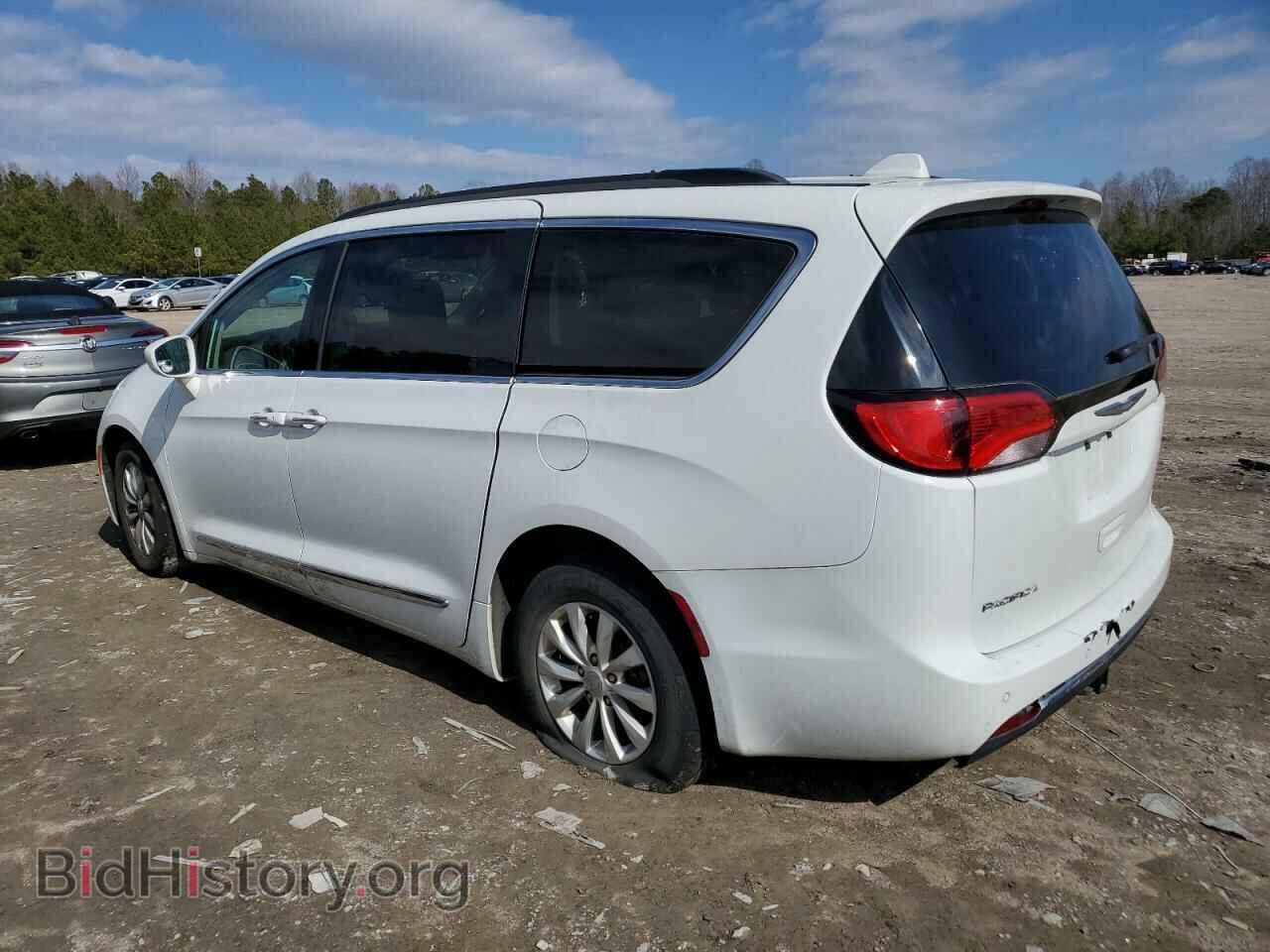 2017 CHRYSLER PACIFICA - VIN: 2C4RC1BG6HR711816 - Фото 2
