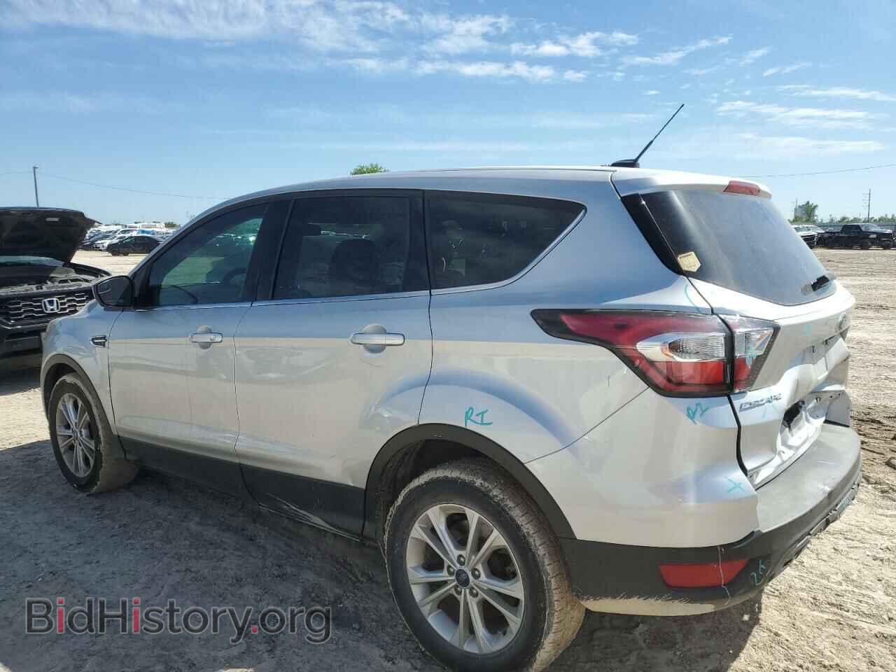 2017 FORD ESCAPE - VIN: 1FMCU0G97HUB04717 - Фото 2