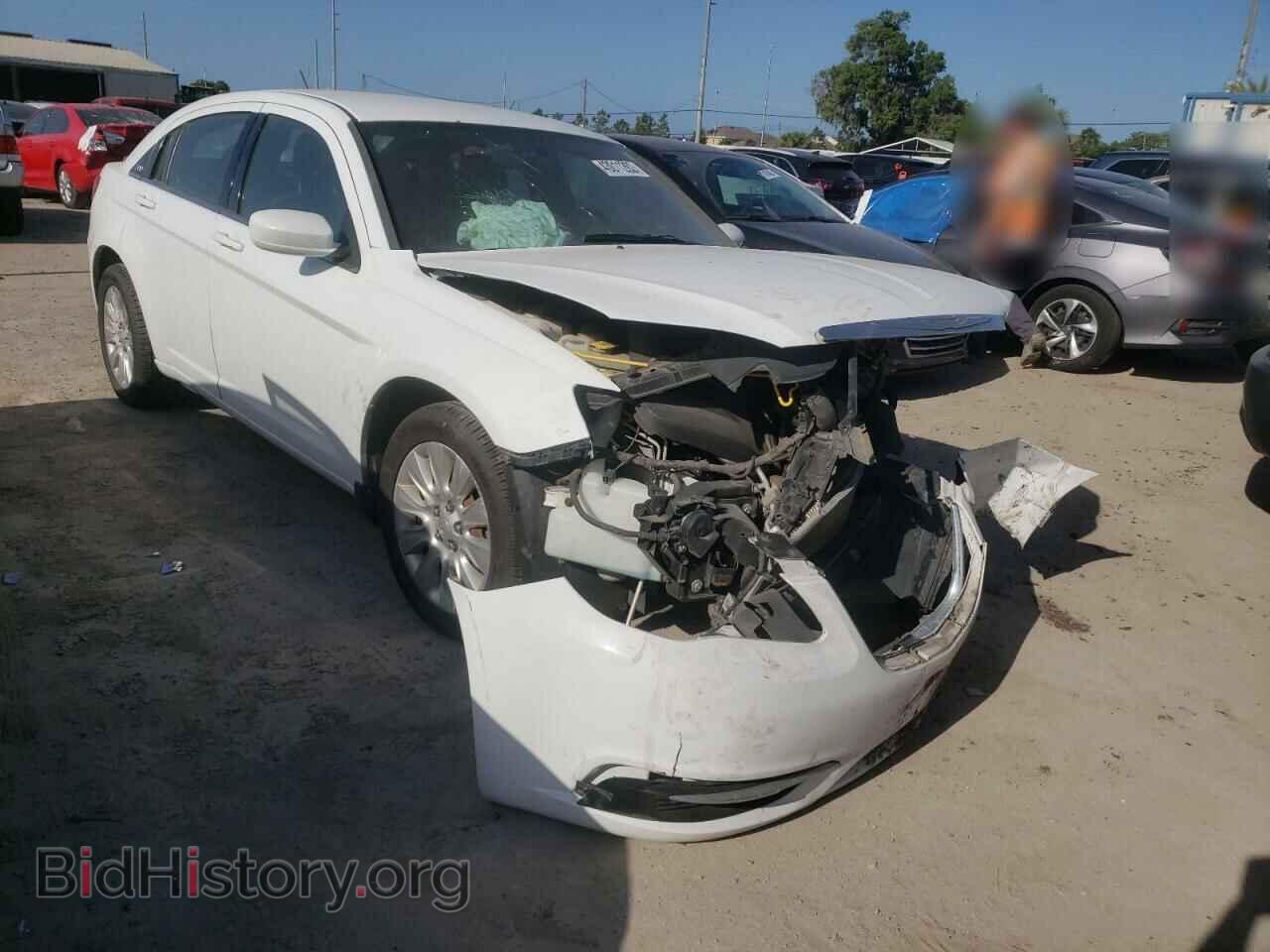 Photo 1C3BC4FBXBN570629 - CHRYSLER 200 2011