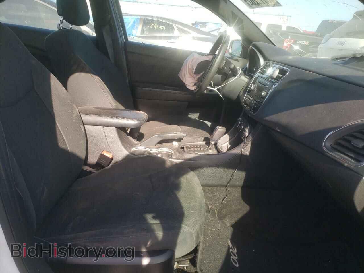 2011 CHRYSLER 200 - VIN: 1C3BC4FBXBN570629 - Фото 5