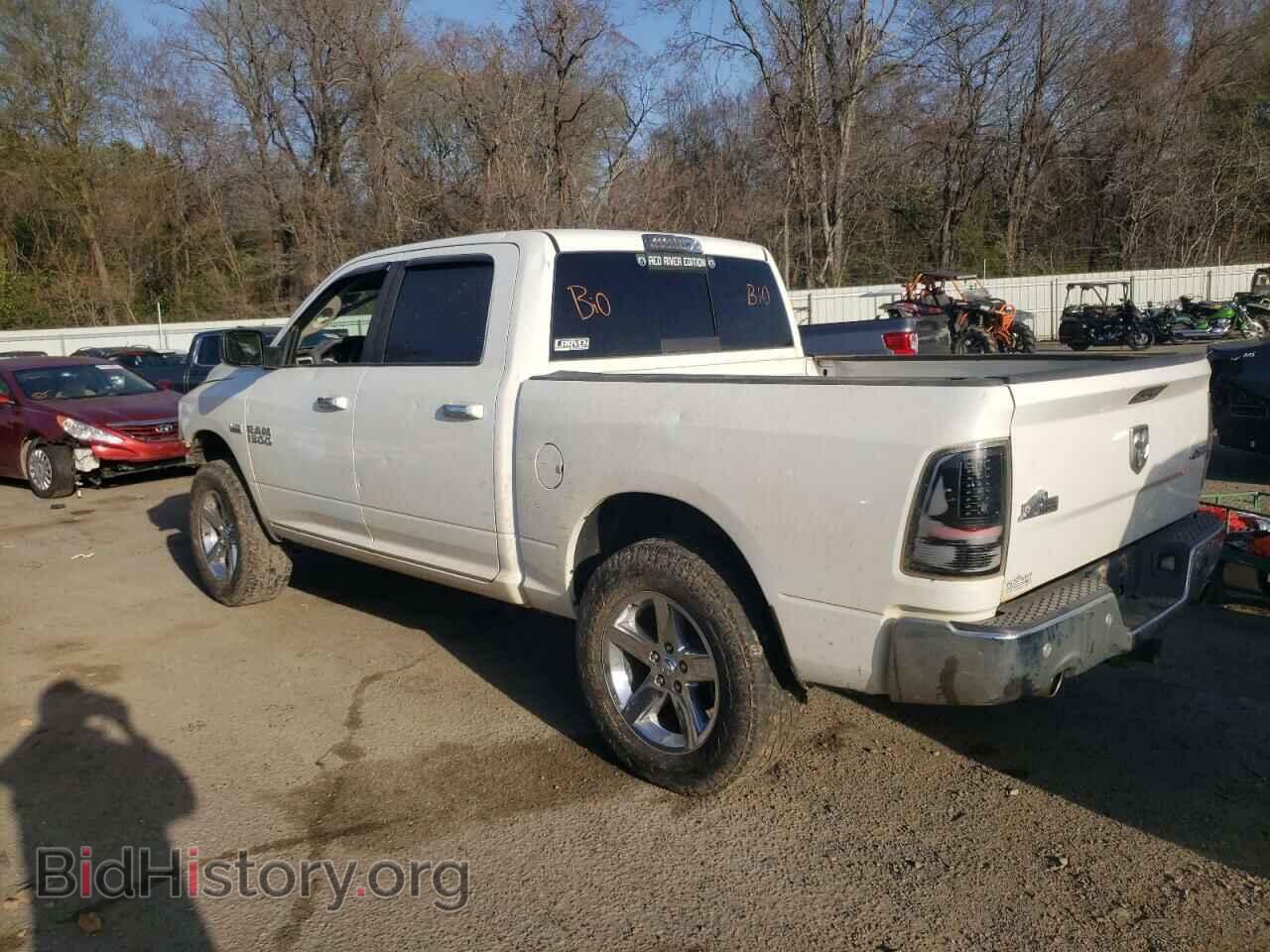 2018 RAM 1500 - VIN: 3C6RR7LT4JG227725 - Фото 2