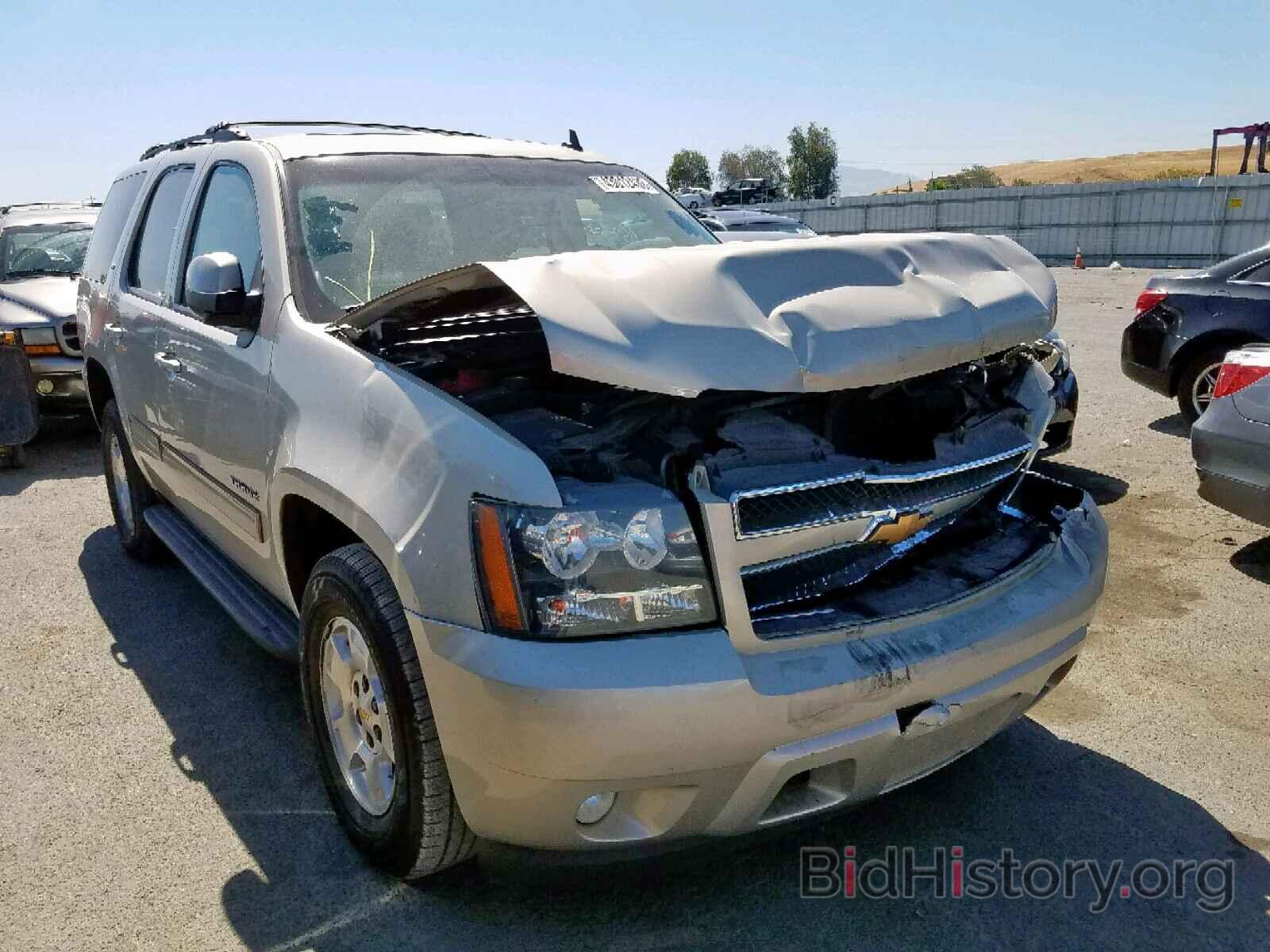 Photo 1GNSCBE02DR168512 - CHEVROLET TAHOE C150 2013