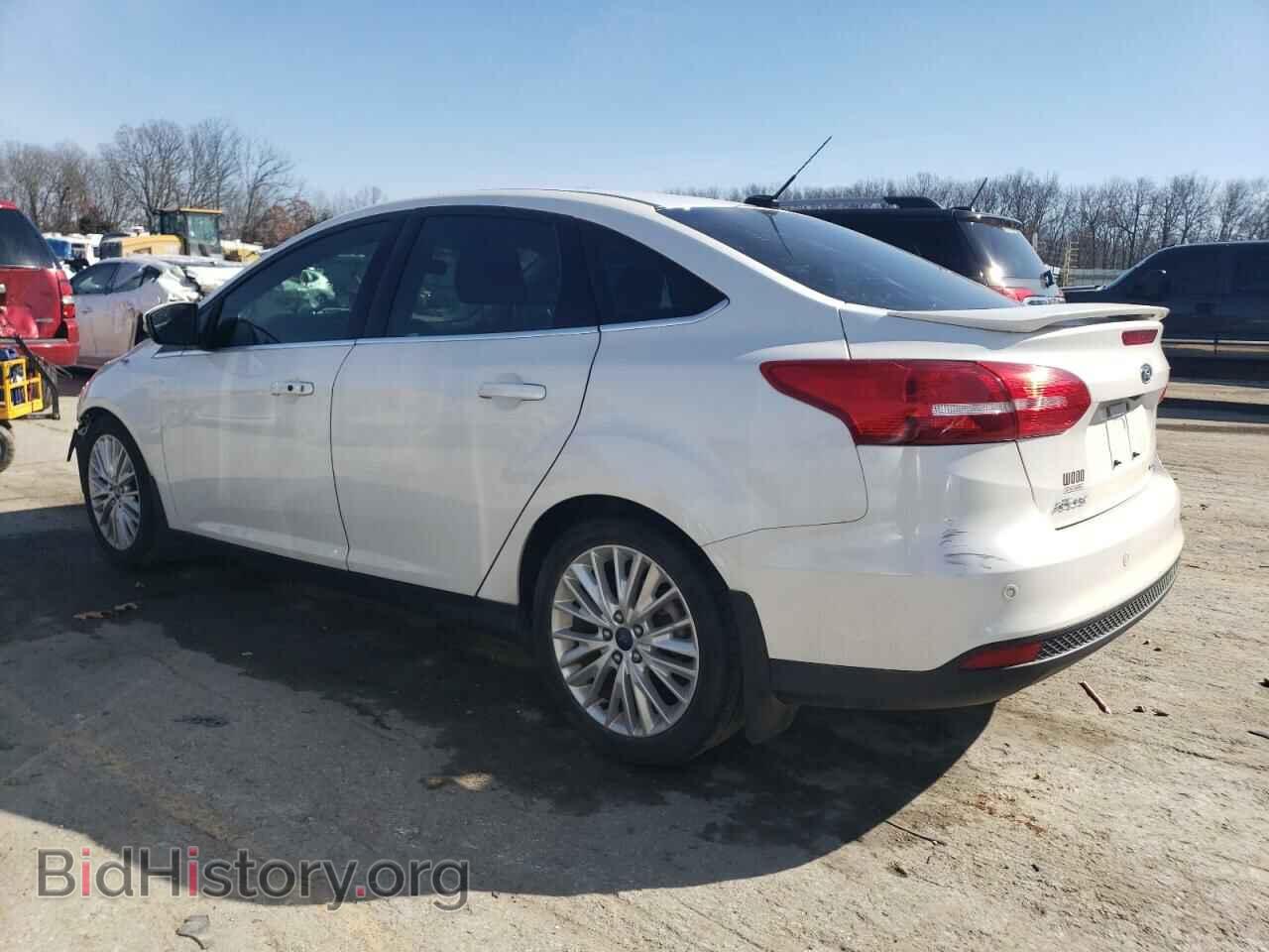 2016 FORD FOCUS - VIN: 1FADP3J28GL257386 - Фото 2