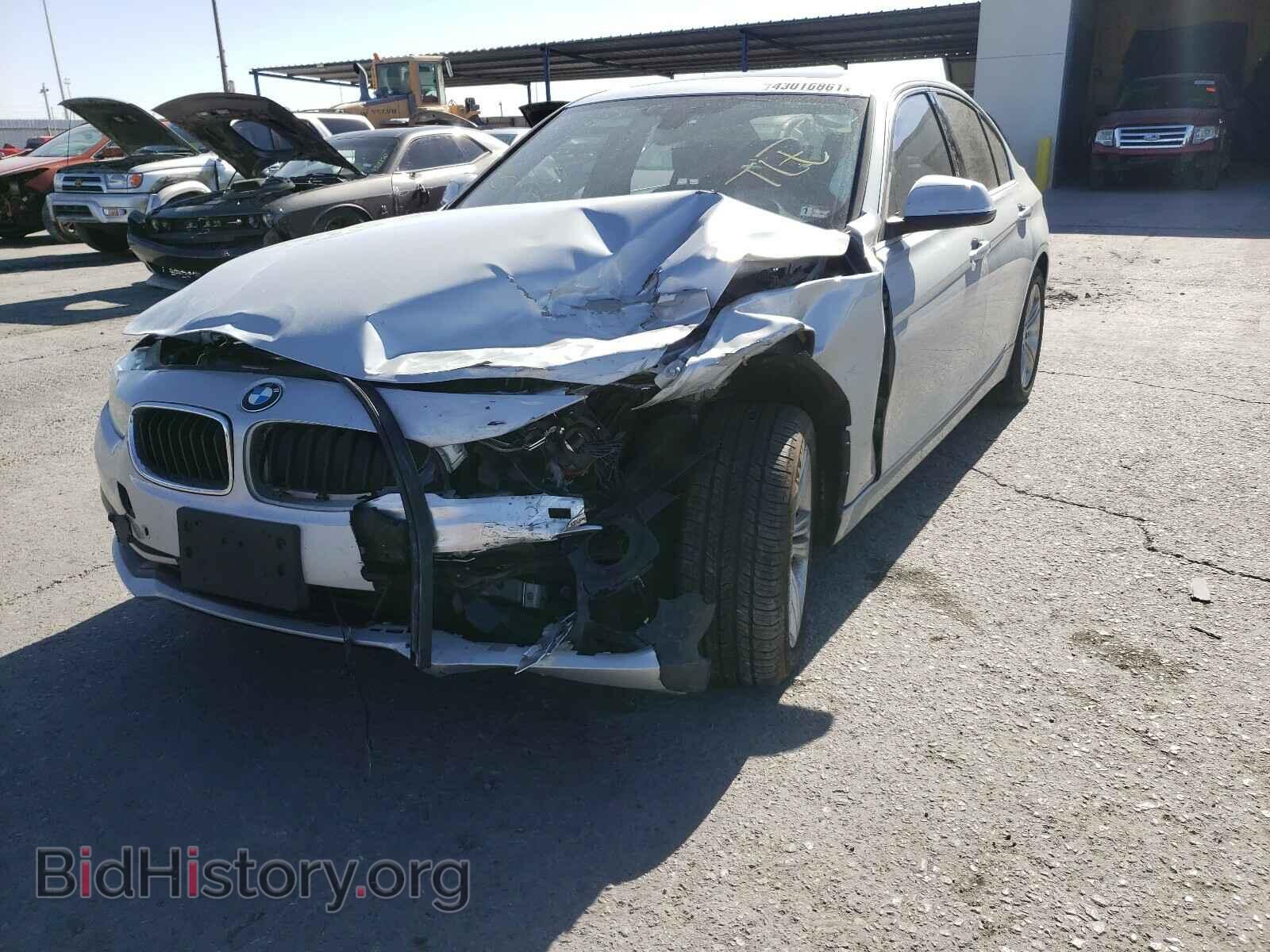 2017 BMW 3 SERIES - VIN: WBA8D9C35HA004338 - Фото 2