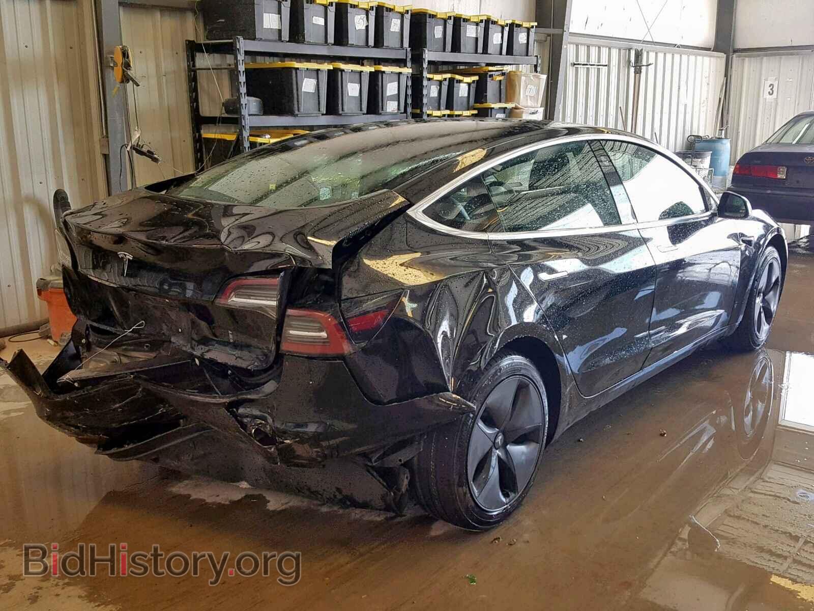 2018 TESLA MODEL 3 - VIN: 5YJ3E1EA2JF057762 - Photo 4