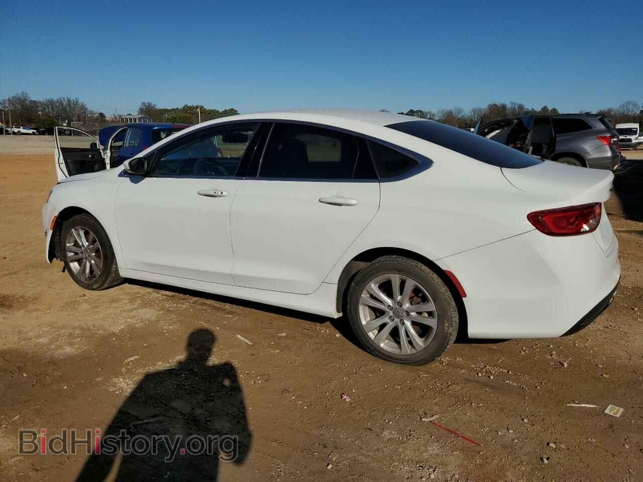 2015 CHRYSLER 200 - VIN: 1C3CCCAB3FN663620 - Фото 2