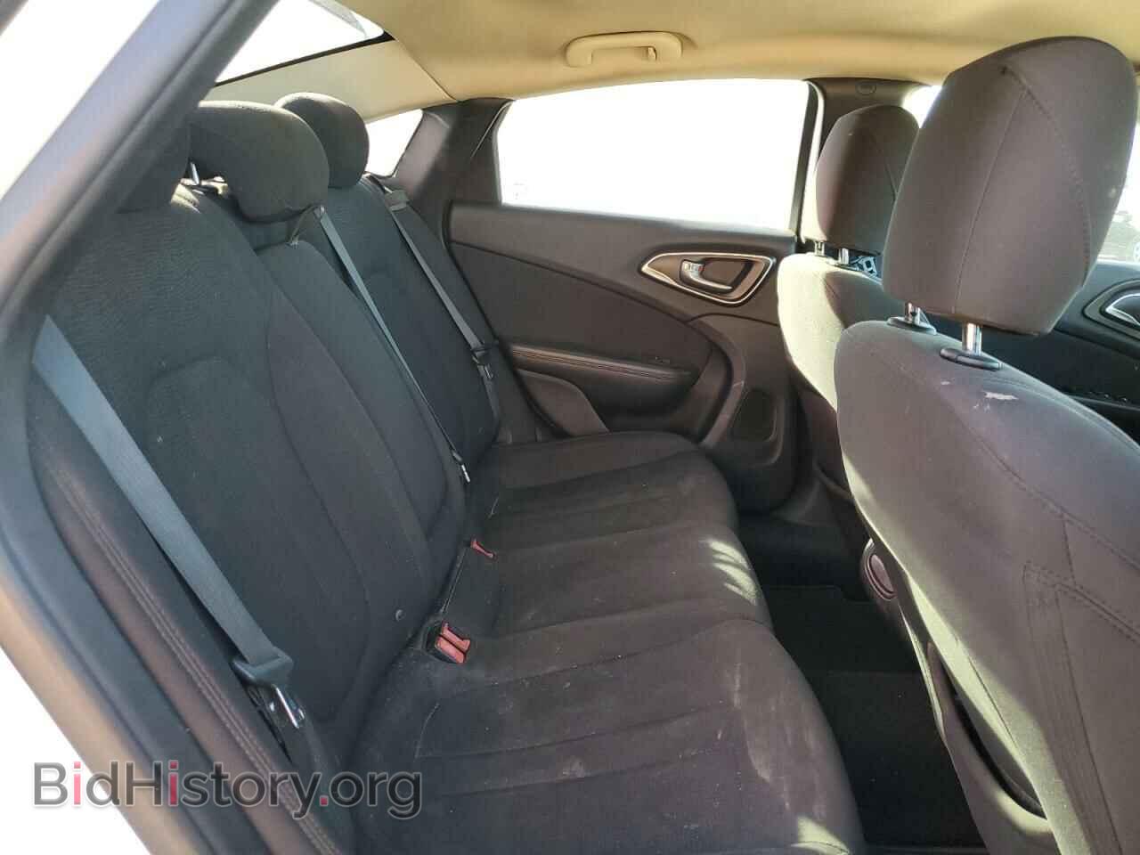 2015 CHRYSLER 200 - VIN: 1C3CCCAB3FN663620 - Фото 10