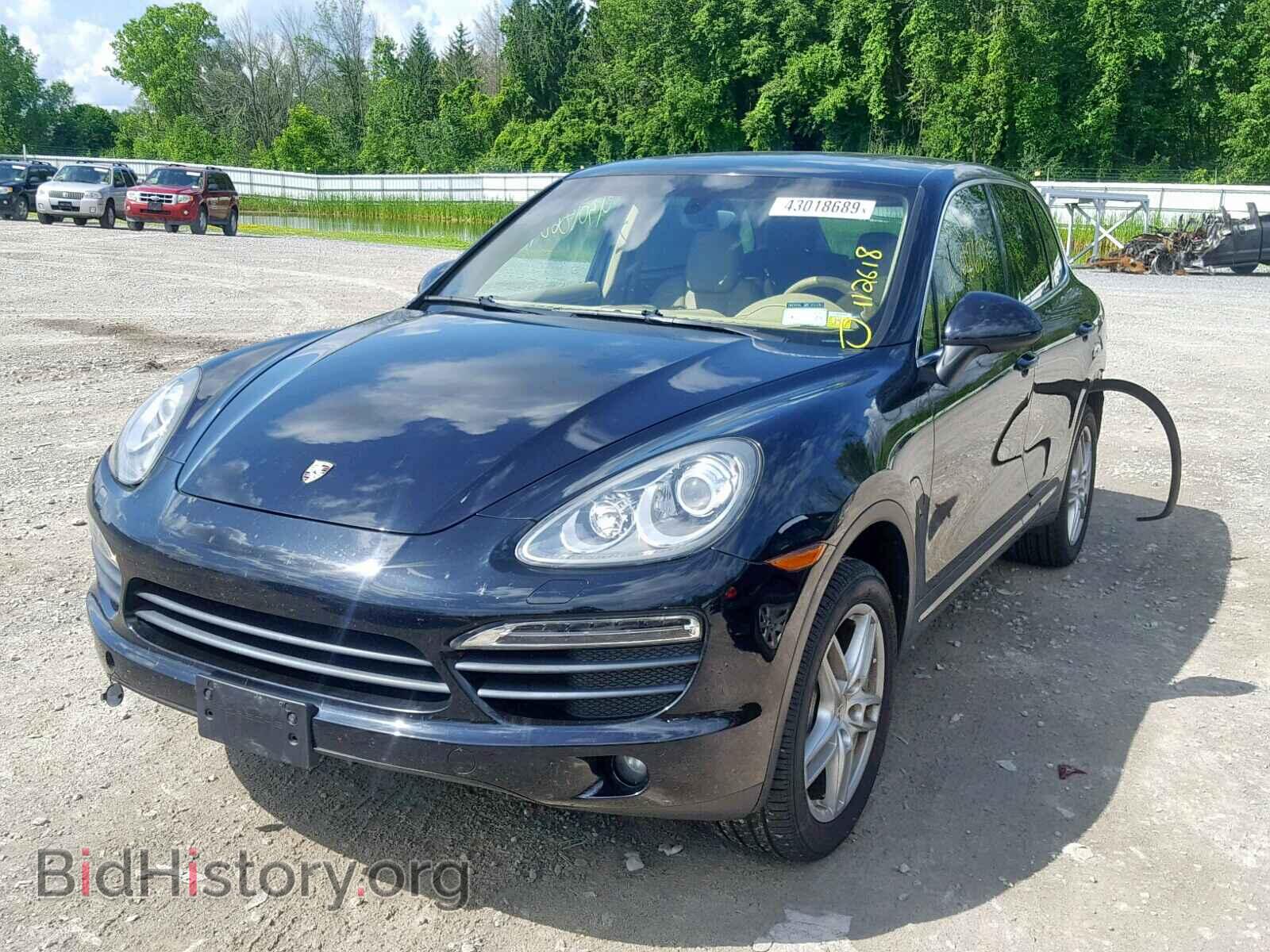 2011 PORSCHE CAYENNE S - VIN: WP1AB2A26BLA42196 - Фото 2