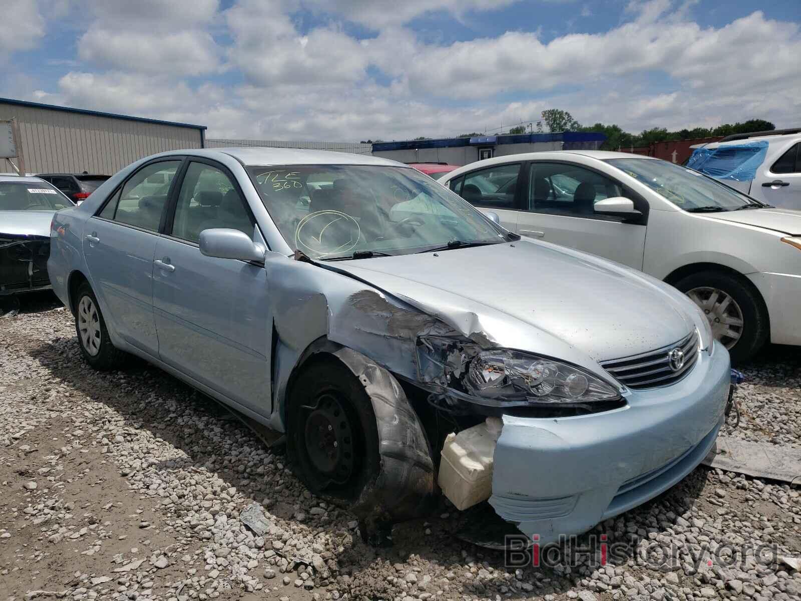 Photo 4T1BE32K66U718935 - TOYOTA CAMRY 2006