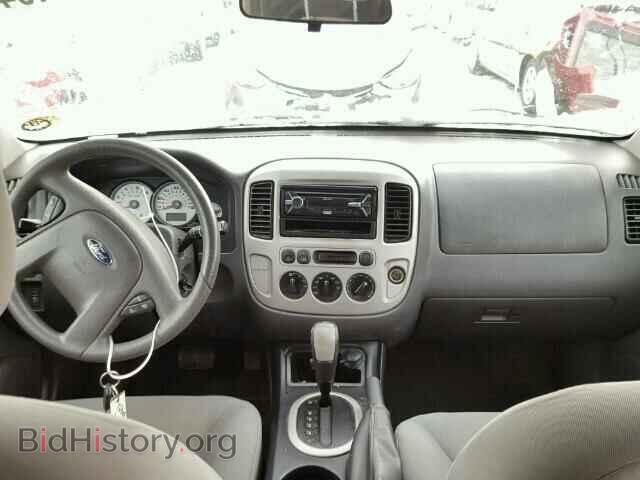 2006 FORD ESCAPE - VIN: 1FMYU93166KC15276 - Фото 9