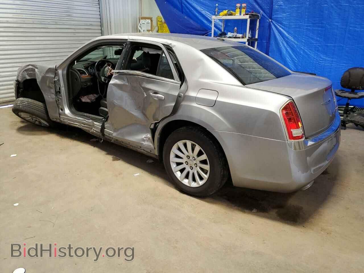 2014 CHRYSLER 300 - VIN: 2C3CCAAG9EH165039 - Фото 2