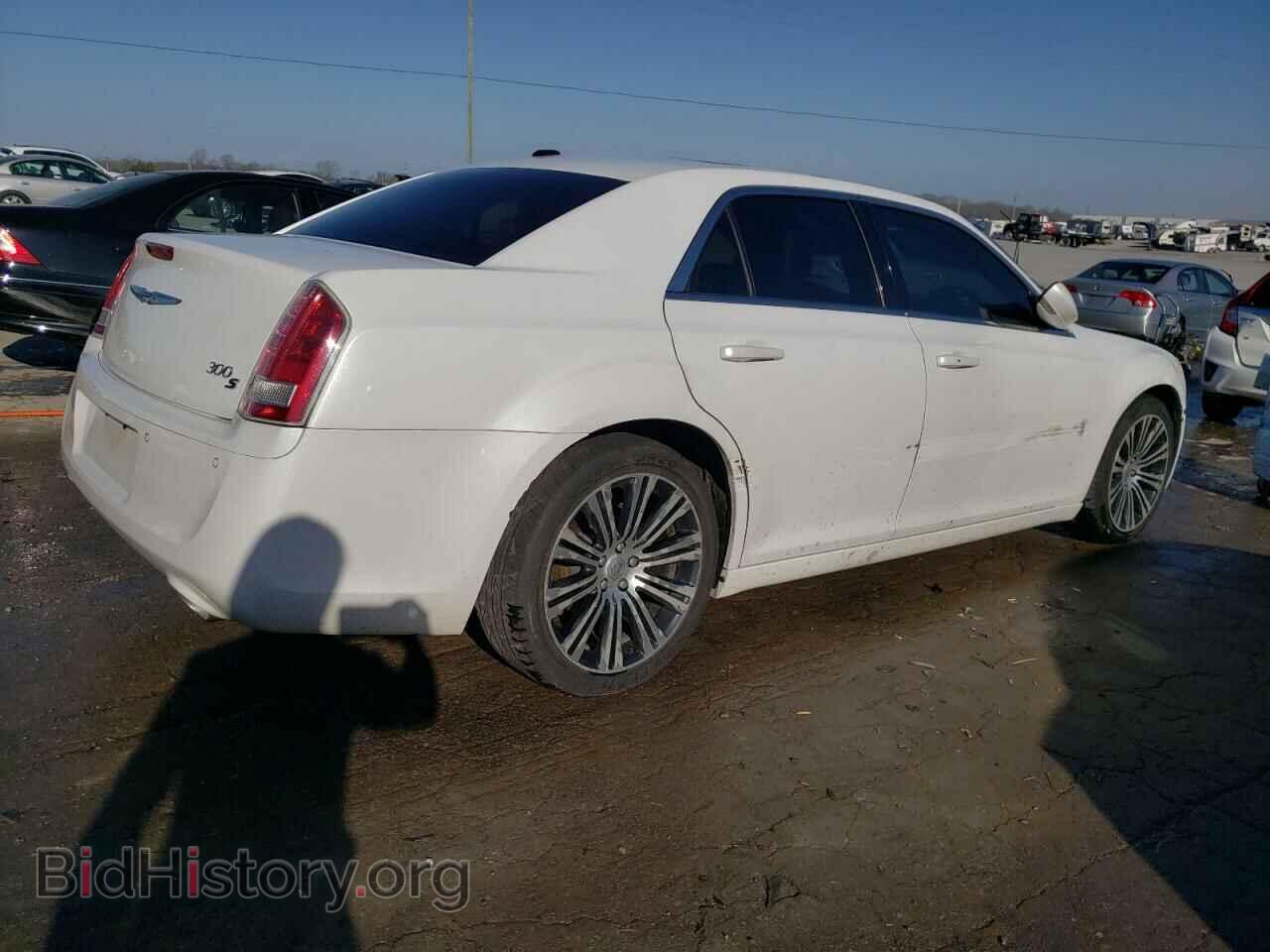2013 CHRYSLER 300 - VIN: 2C3CCABG1DH735970 - Photo 3