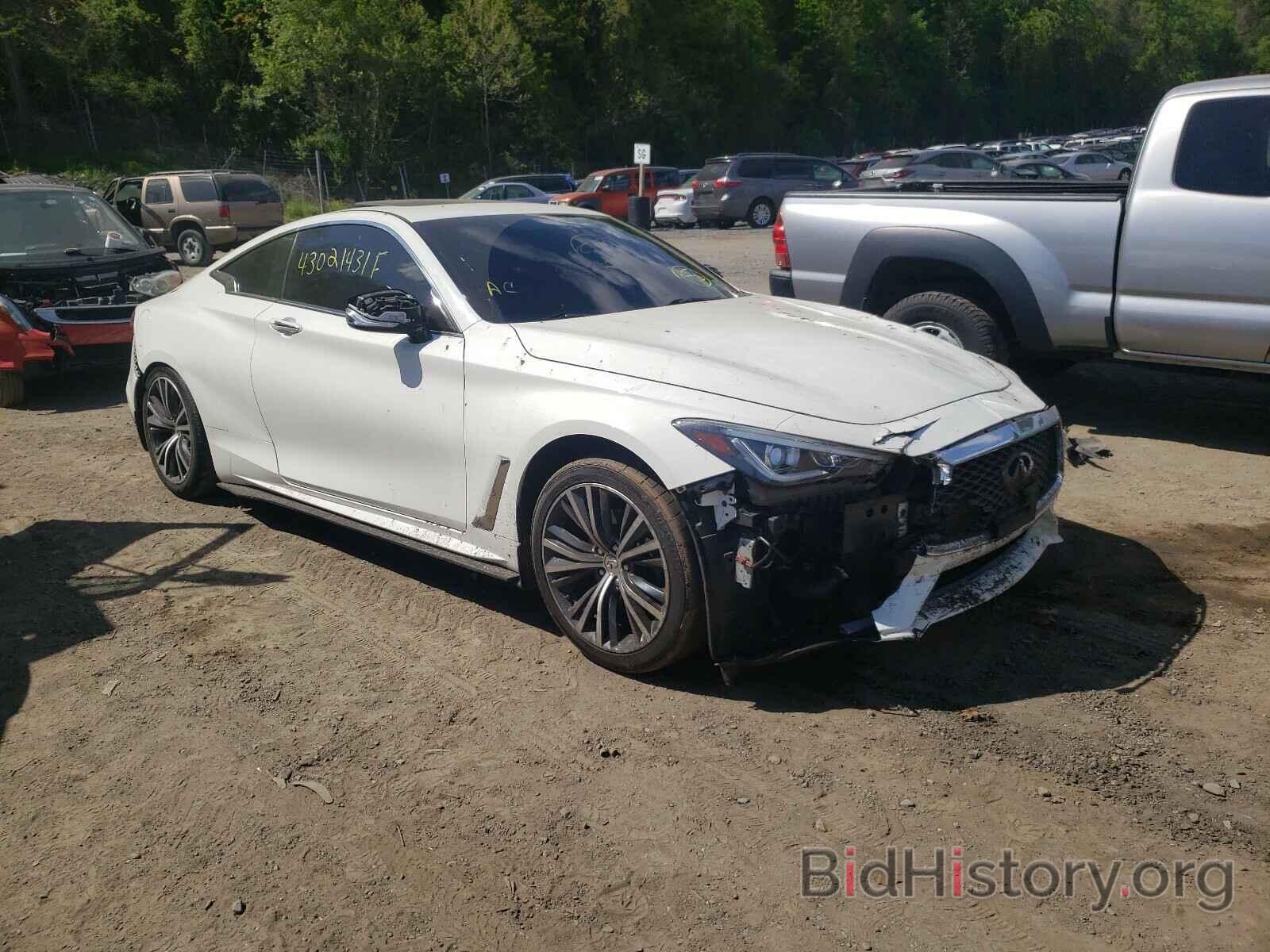 Photo JN1CV7ELXHM320783 - INFINITI Q60 2017