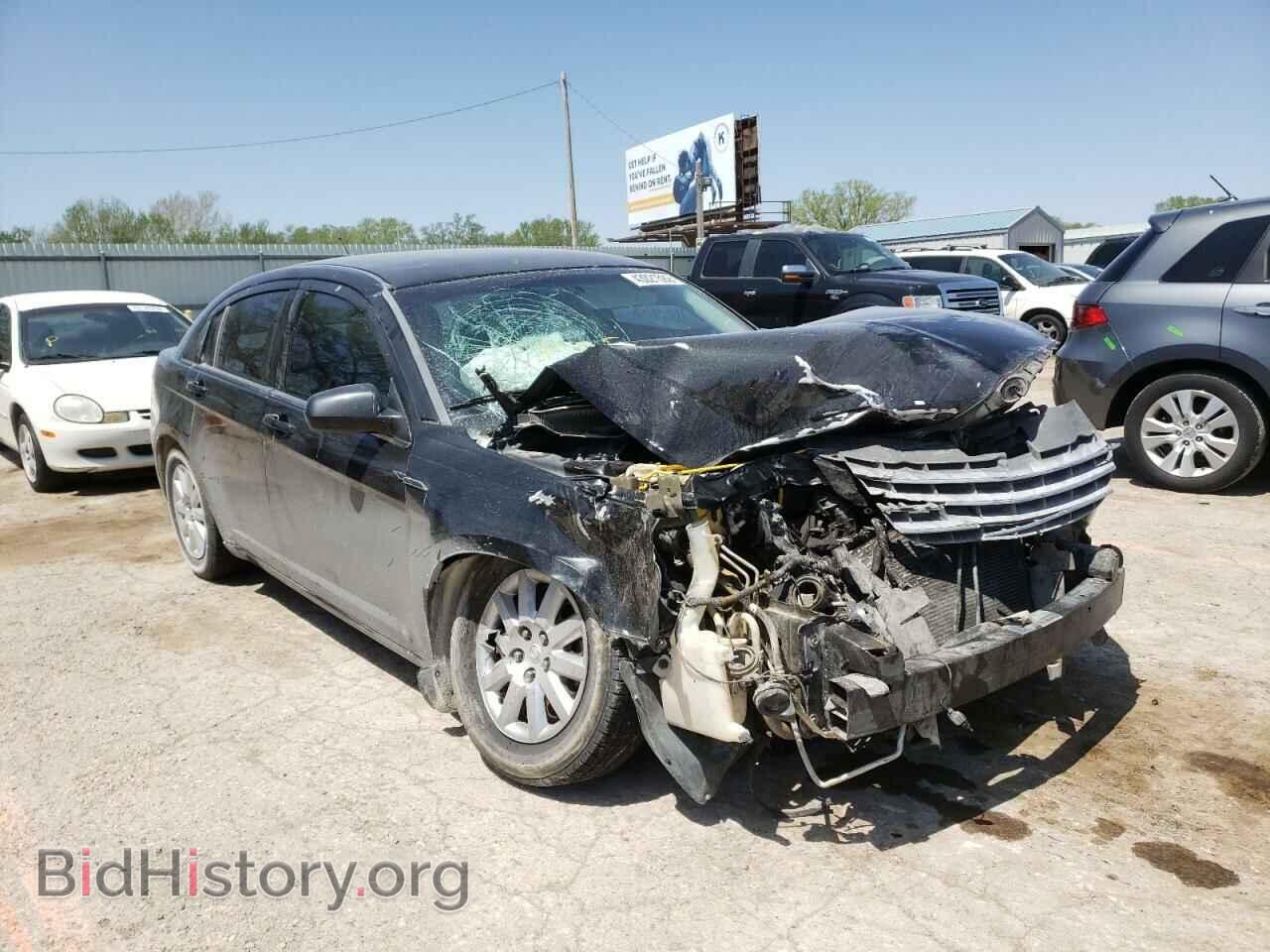 Photo 1C3CC4FB1AN197998 - CHRYSLER SEBRING 2010