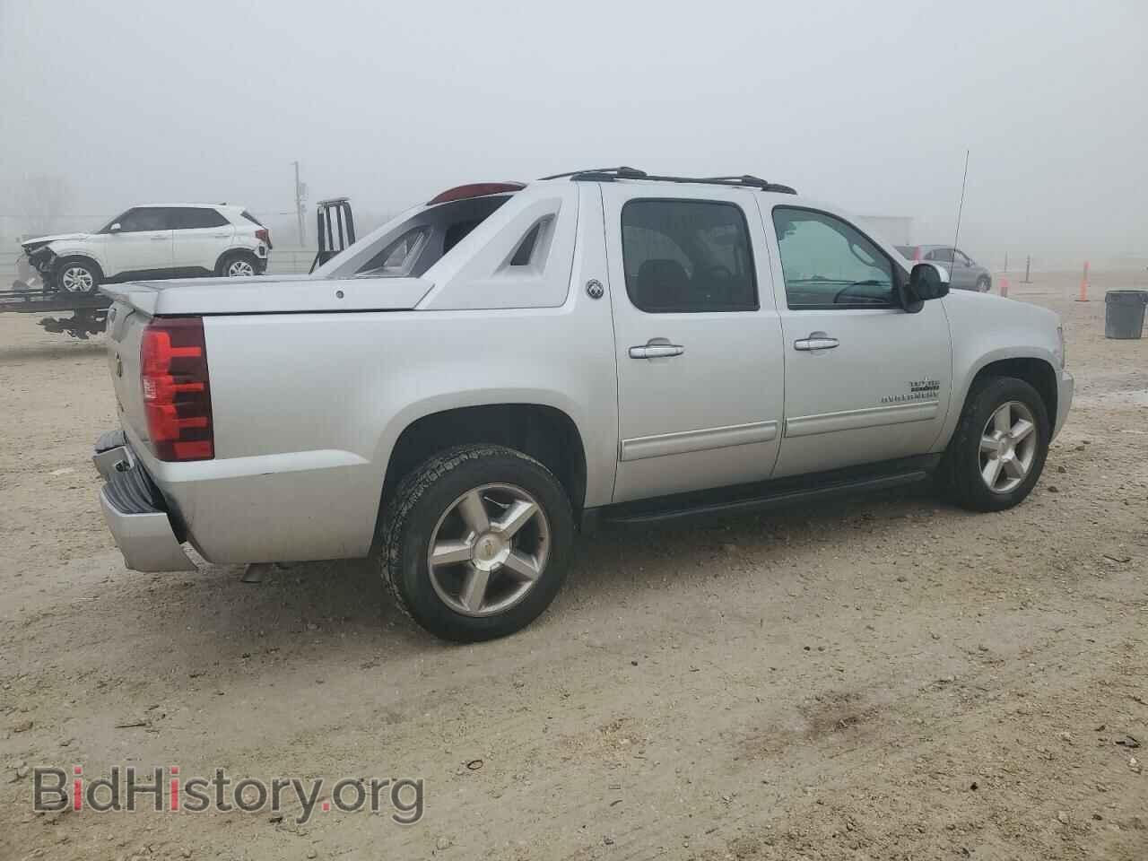 2013 CHEVROLET AVALANCHE - VIN: 3GNMCFE0XDG166068 - Фото 3