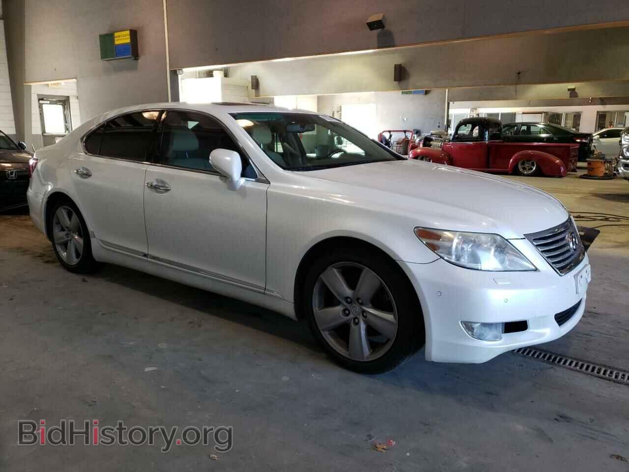 2012 LEXUS LS460 - VIN: JTHBL5EF1C5111625 - Photo 4