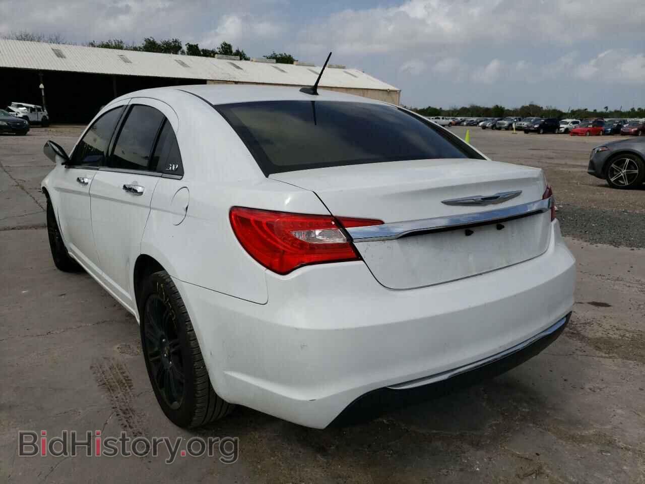 2012 CHRYSLER 200 - VIN: 1C3CCBCB0CN307015 - Photo 3