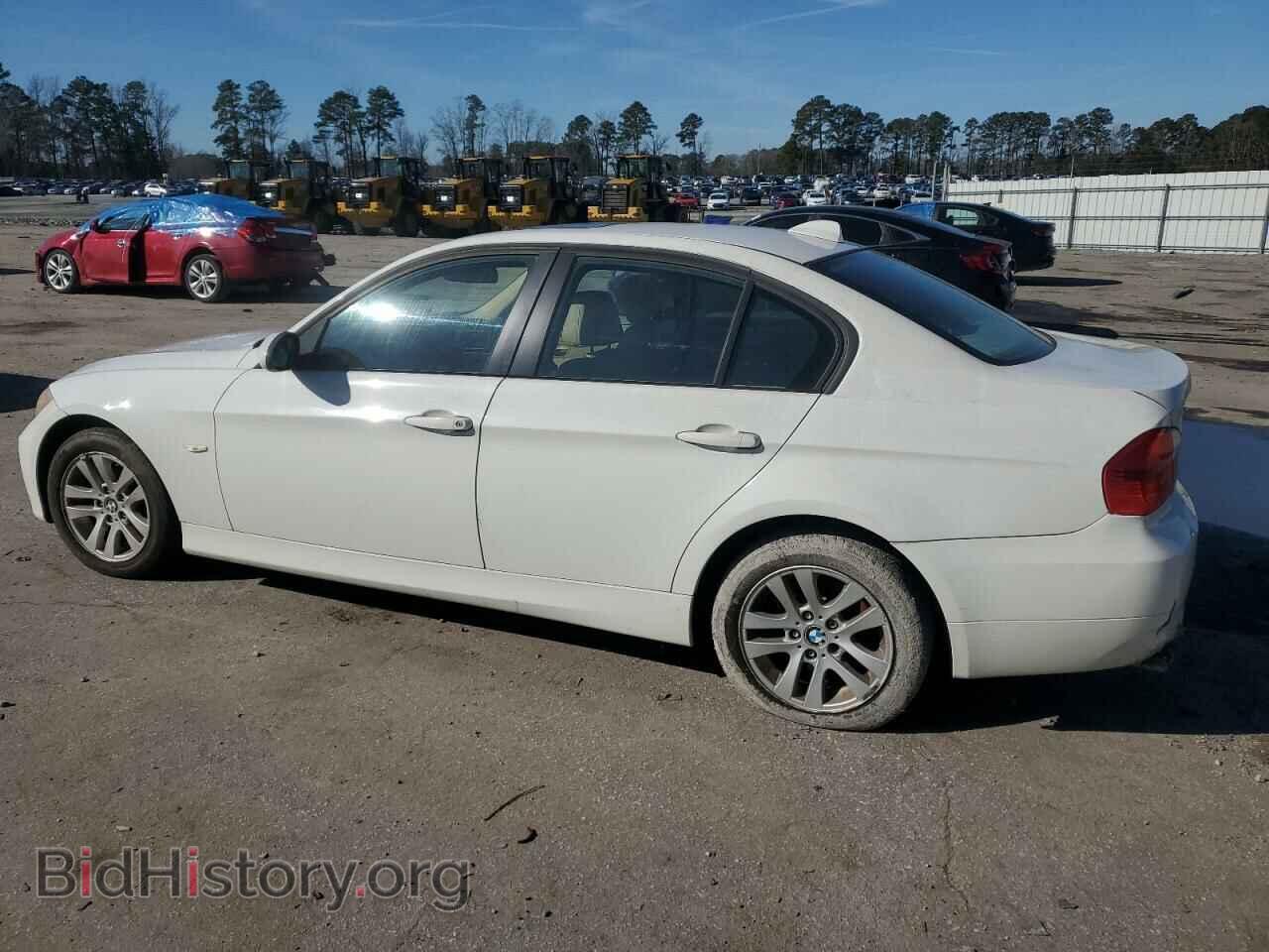 2007 BMW 3 SERIES - VIN: WBAVC93597K032496 - Фото 2