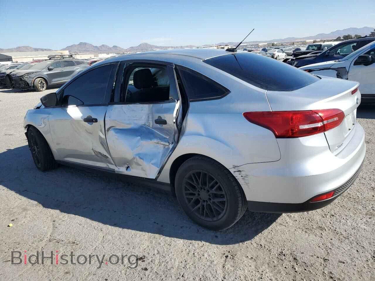 2018 FORD FOCUS - VIN: 1FADP3E2XJL322725 - Фото 2