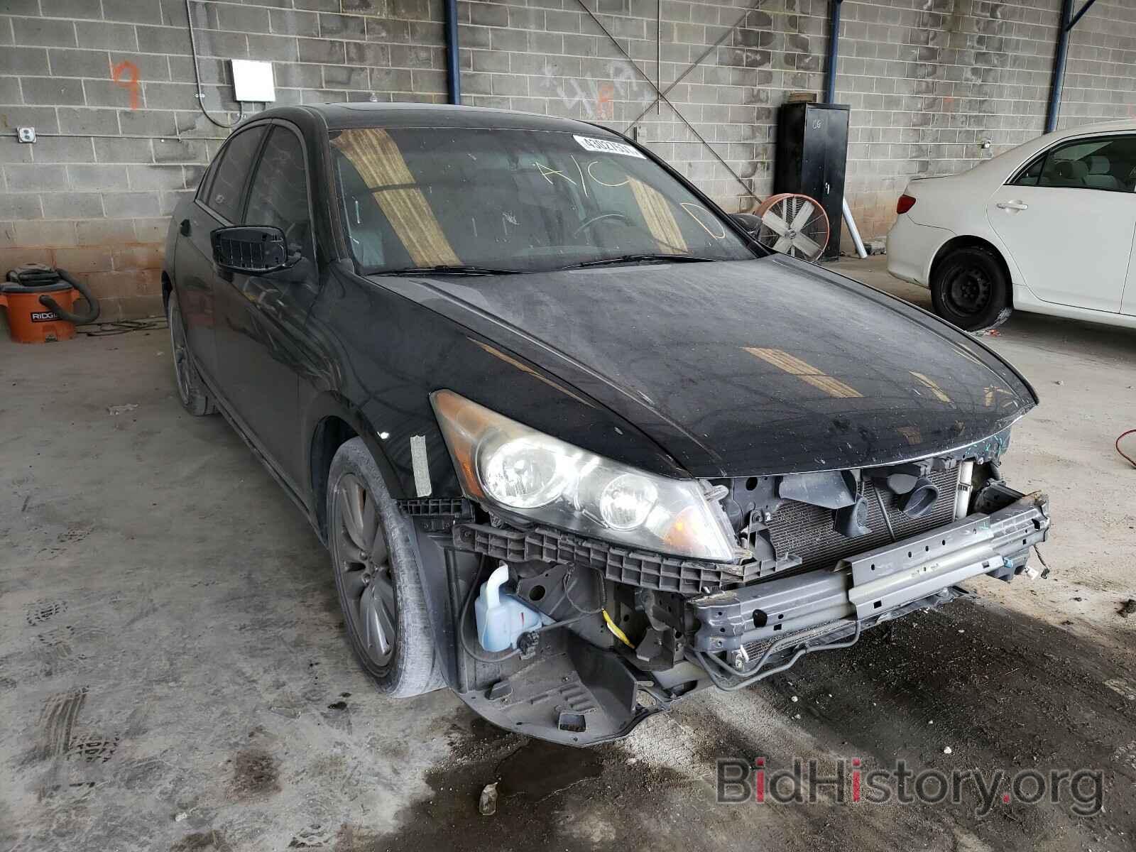 Photo 1HGCP2F85BA053681 - HONDA ACCORD 2011