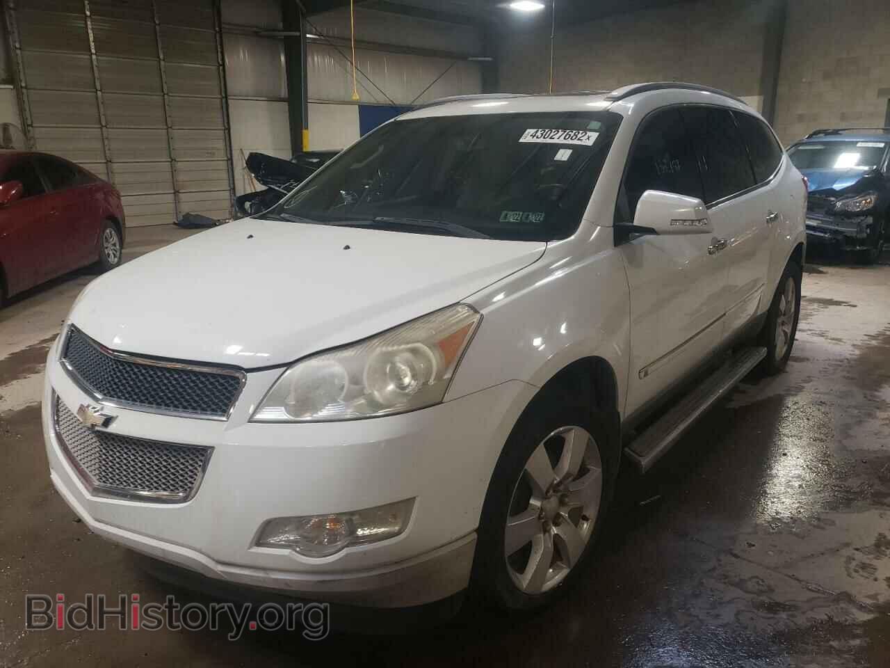 2009 CHEVROLET TRAVERSE - VIN: 1GNER33D89S100903 - Фото 2
