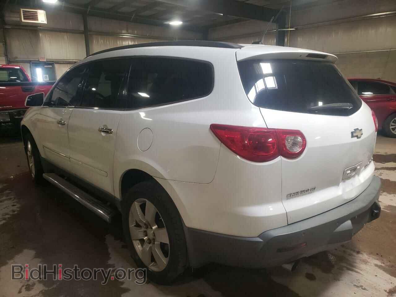 2009 CHEVROLET TRAVERSE - VIN: 1GNER33D89S100903 - Фото 3