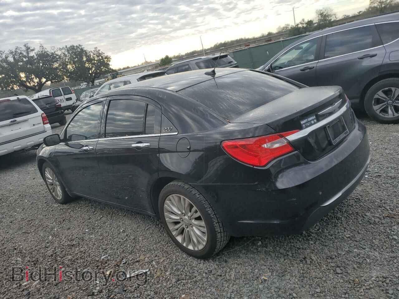 2011 CHRYSLER 200 - VIN: 1C3BC2FG4BN570478 - Фото 2