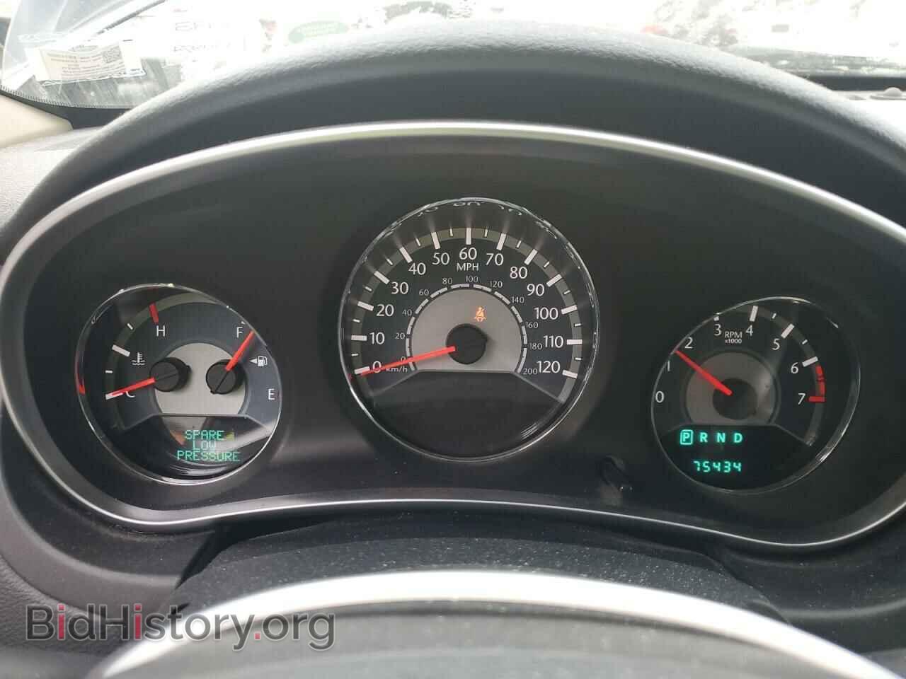2011 CHRYSLER 200 - VIN: 1C3BC2FG4BN570478 - Фото 9