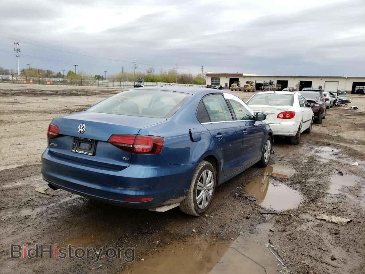 2017 VOLKSWAGEN JETTA - VIN: 3VW2B7AJ7HM263126 - Фото 4