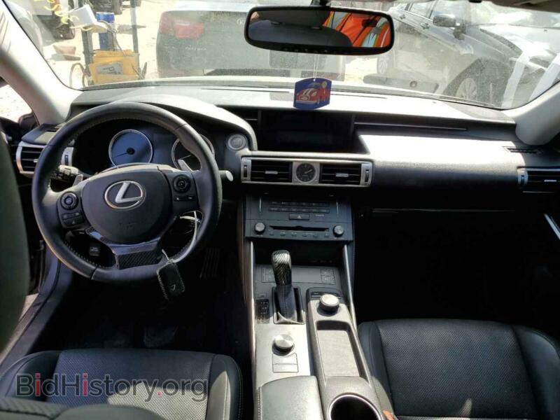 2015 Lexus IS (VIN JTHBF1D29F5052455) — photo 8 of 12