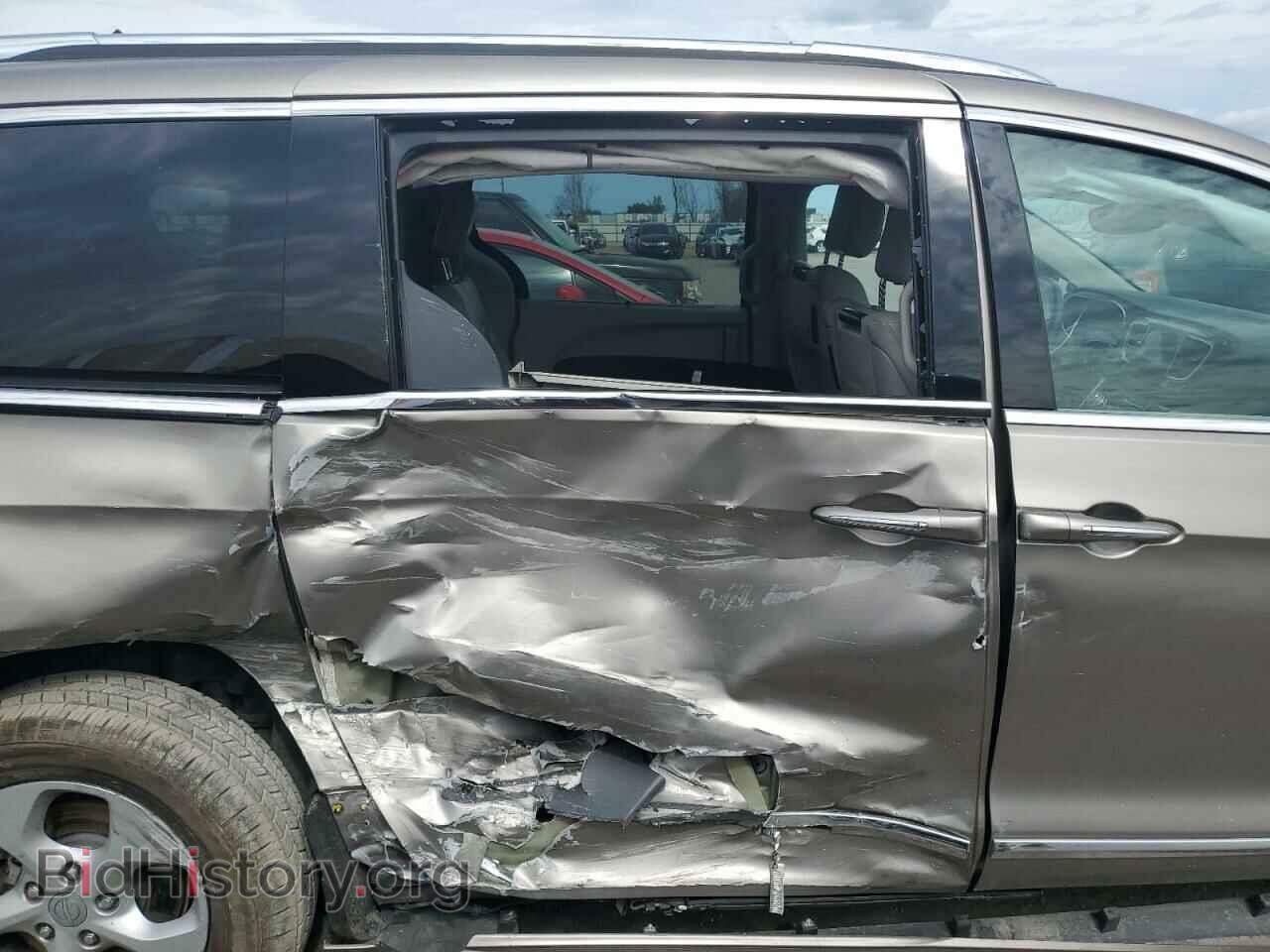 2017 CHRYSLER PACIFICA - VIN: 2C4RC1EG0HR648823 - Photo 11