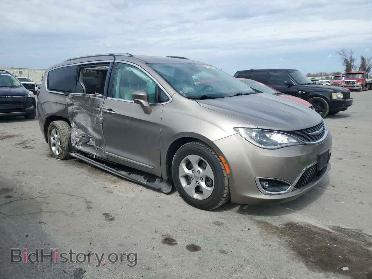 2017 CHRYSLER PACIFICA - VIN: 2C4RC1EG0HR648823 - Photo 4