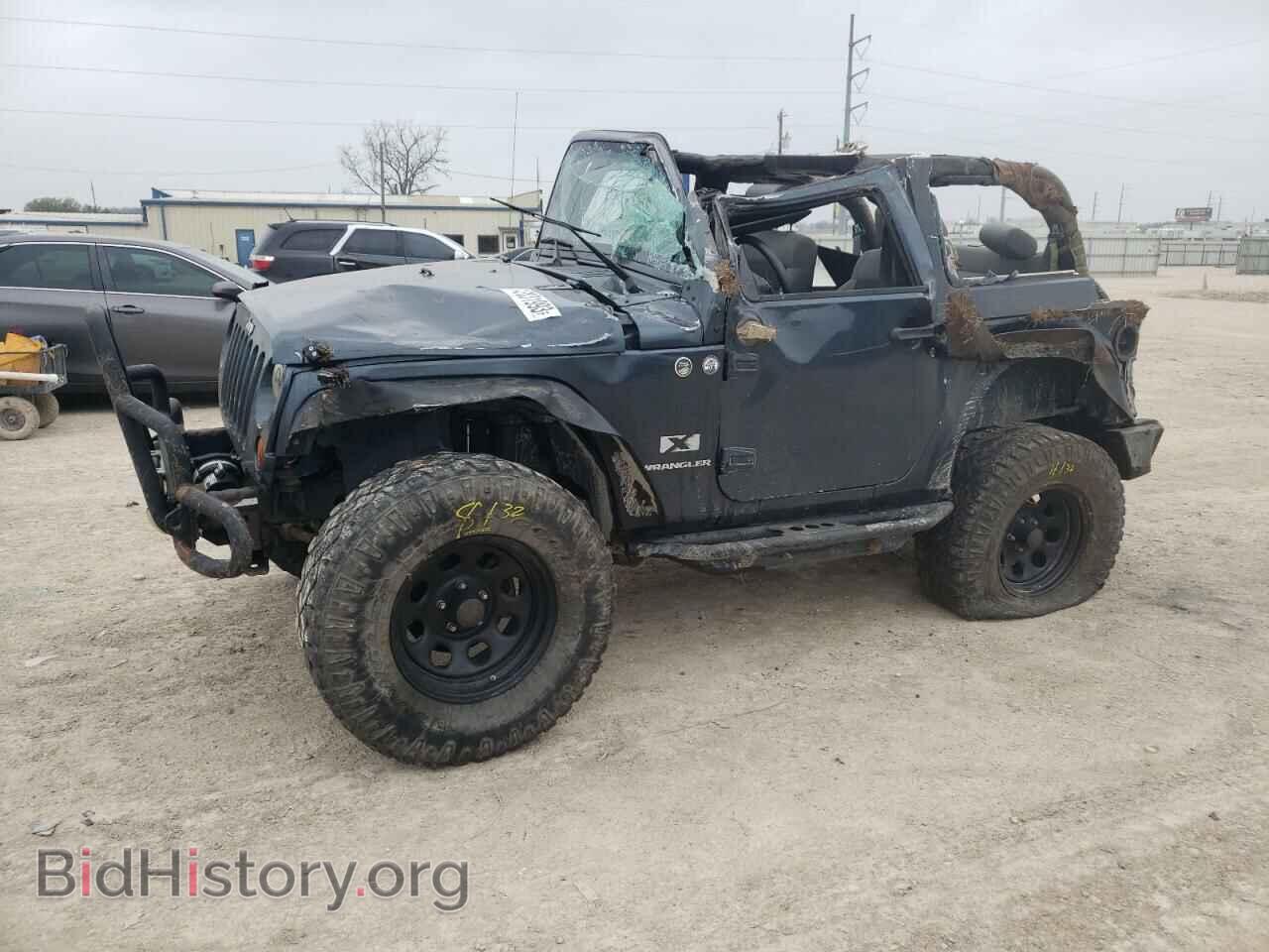 Фотография 1J4FA24148L593906 - JEEP WRANGLER 2008