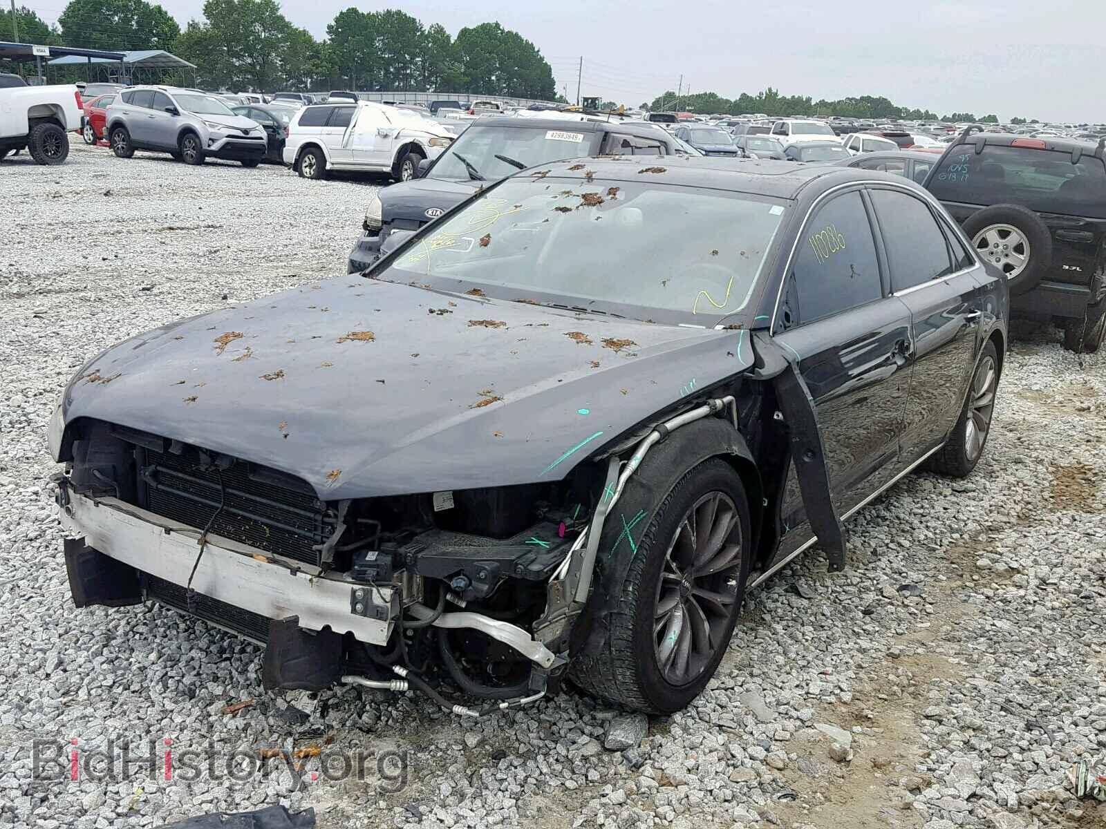 2011 AUDI A8 - VIN: WAURVAFD5BN006646 - Фото 2