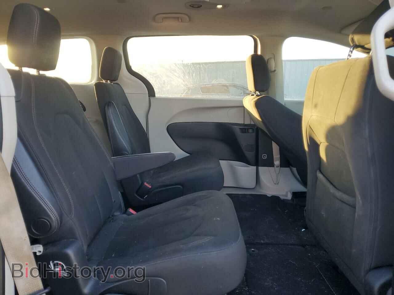 2017 CHRYSLER PACIFICA - VIN: 2C4RC1DG9HR723214 - Фото 11