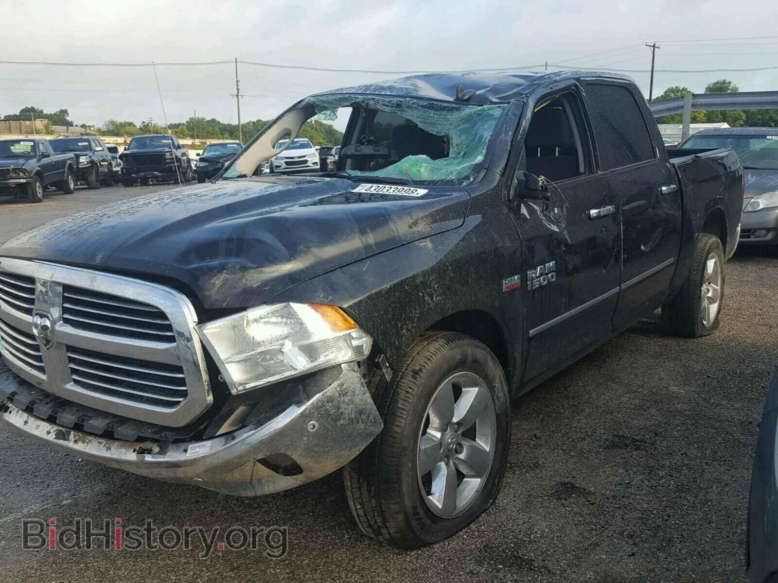 2016 RAM 1500 SLT - VIN: 3C6RR7LTXGG201817 - Фото 2