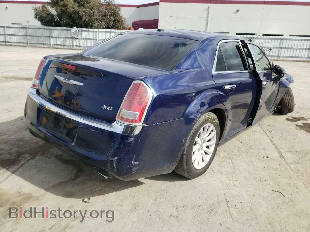 2014 CHRYSLER 300 - VIN: 2C3CCAAG9EH232593 - Фото 4