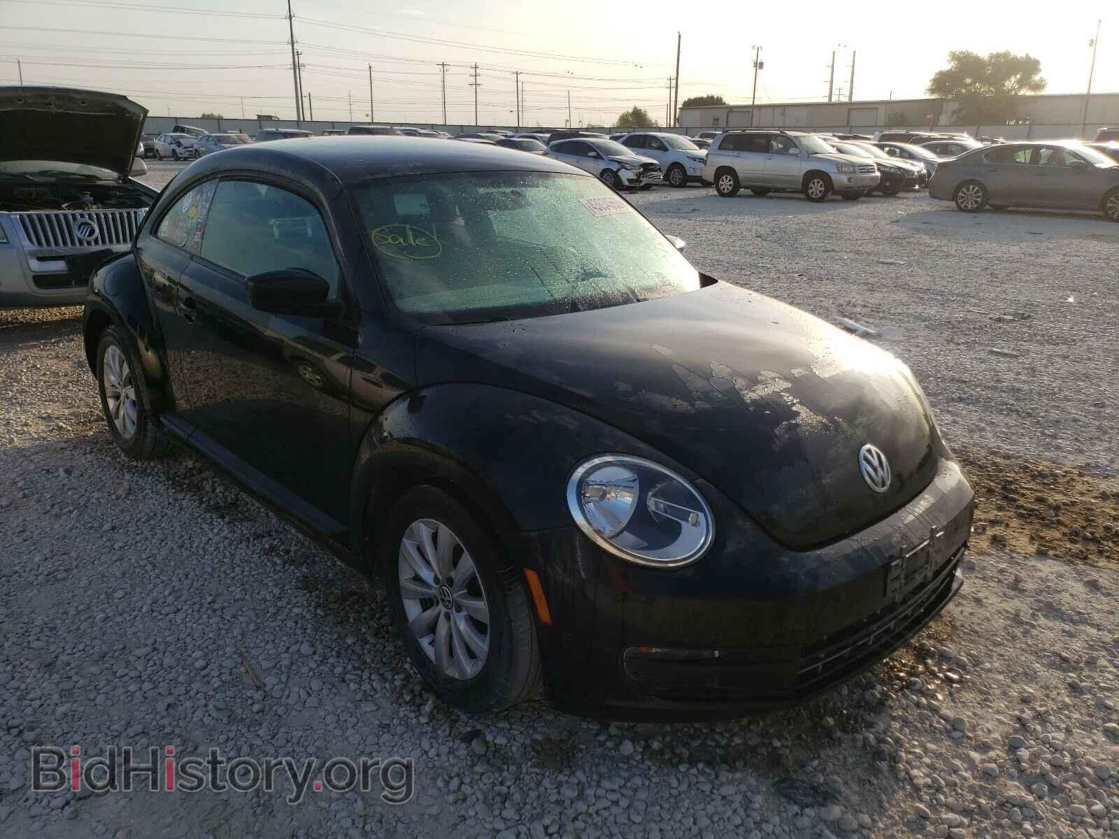 Photo 3VWFP7AT4DM643992 - VOLKSWAGEN BEETLE 2013