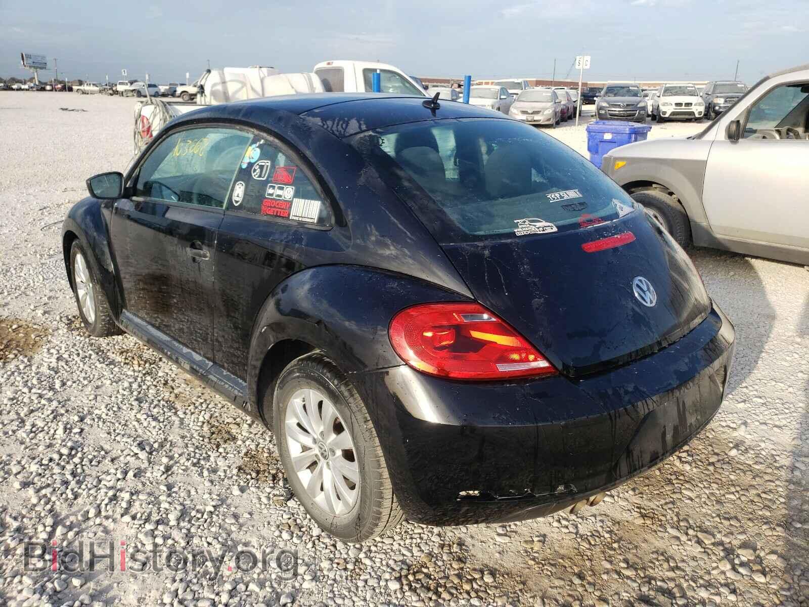 2013 VOLKSWAGEN BEETLE - VIN: 3VWFP7AT4DM643992 - Фото 3