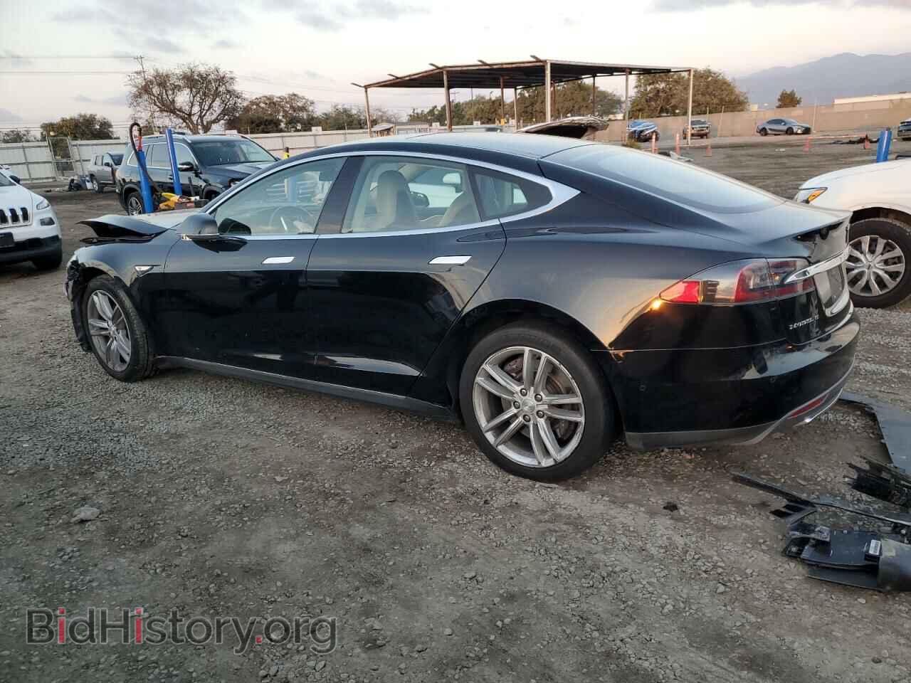 2015 TESLA MODEL S - VIN: 5YJSA1E11FF113463 - Фото 2