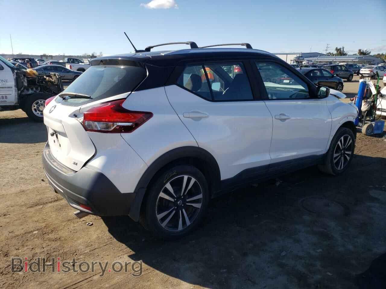 2019 NISSAN KICKS - VIN: 3N1CP5CU3KL511893 - Фото 3