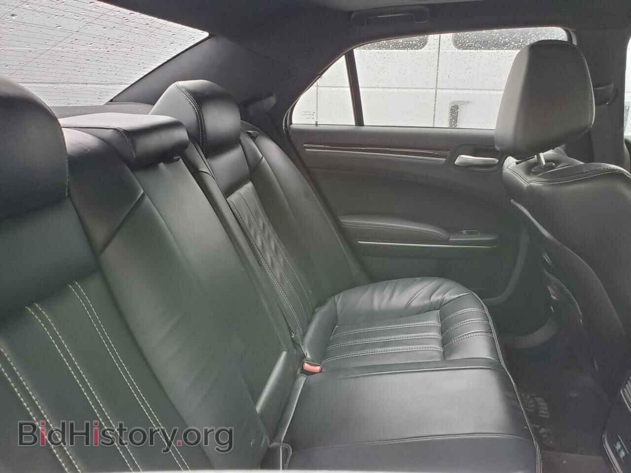 2017 CHRYSLER 300 - VIN: 2C3CCABG4HH513848 - Фото 6