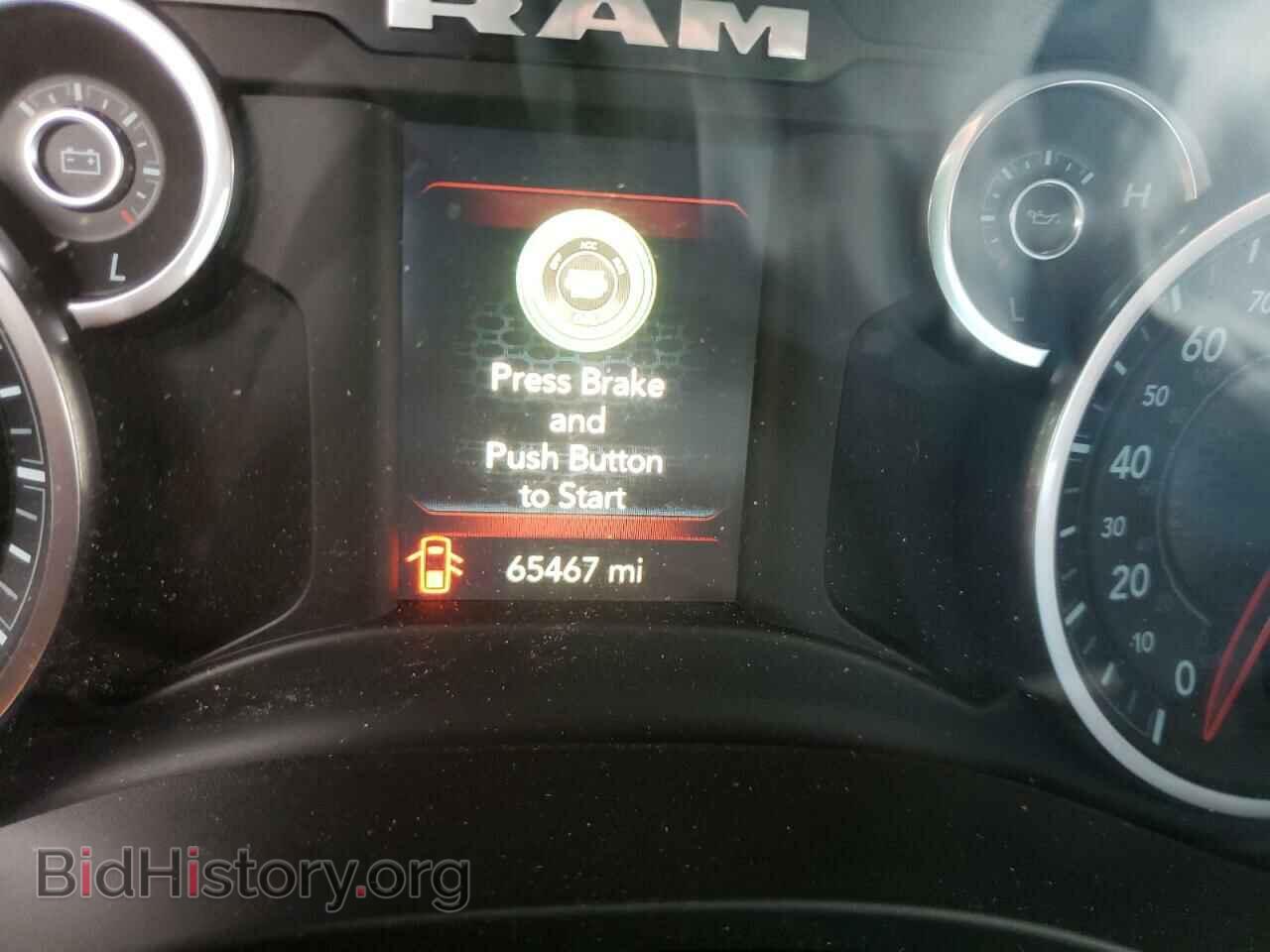 2019 RAM 1500 - VIN: 1C6SRFFT8KN645009 - Фото 8