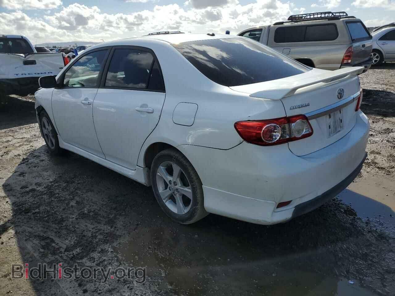 2011 TOYOTA COROLLA - VIN: 2T1BU4EE1BC711126 - Фото 2
