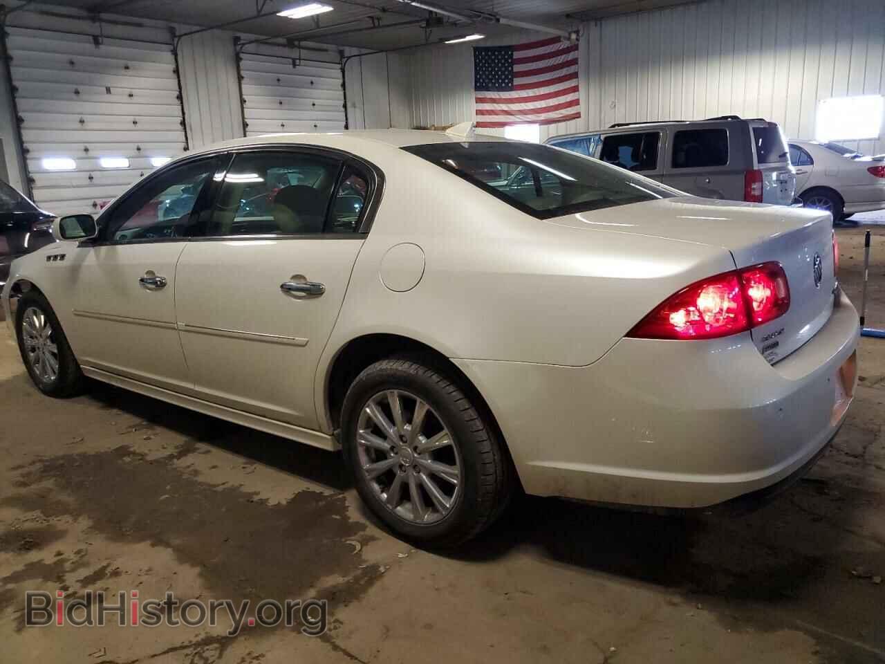 2011 BUICK LUCERNE - VIN: 1G4HJ5EM0BU104326 - Фото 2