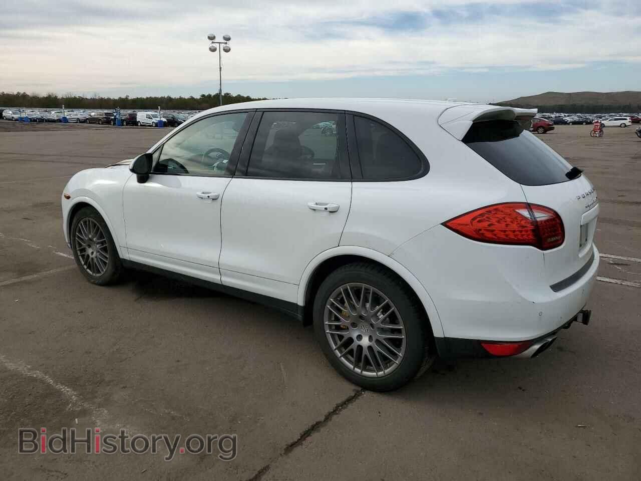 2014 PORSCHE CAYENNE - VIN: WP1AC2A29ELA87411 - Фото 2