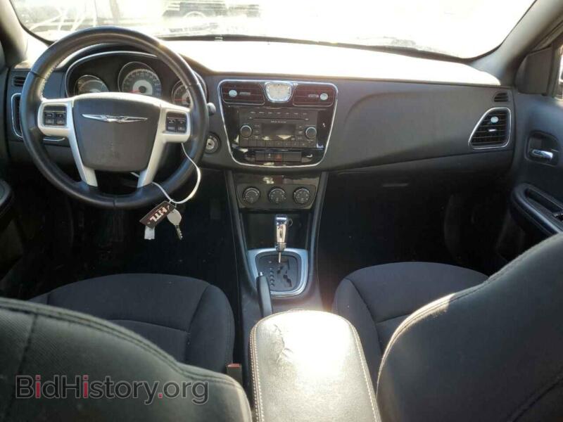 2013 Chrysler 200 (VIN 1C3CCBBB4DN732580) — фото 8 из 12